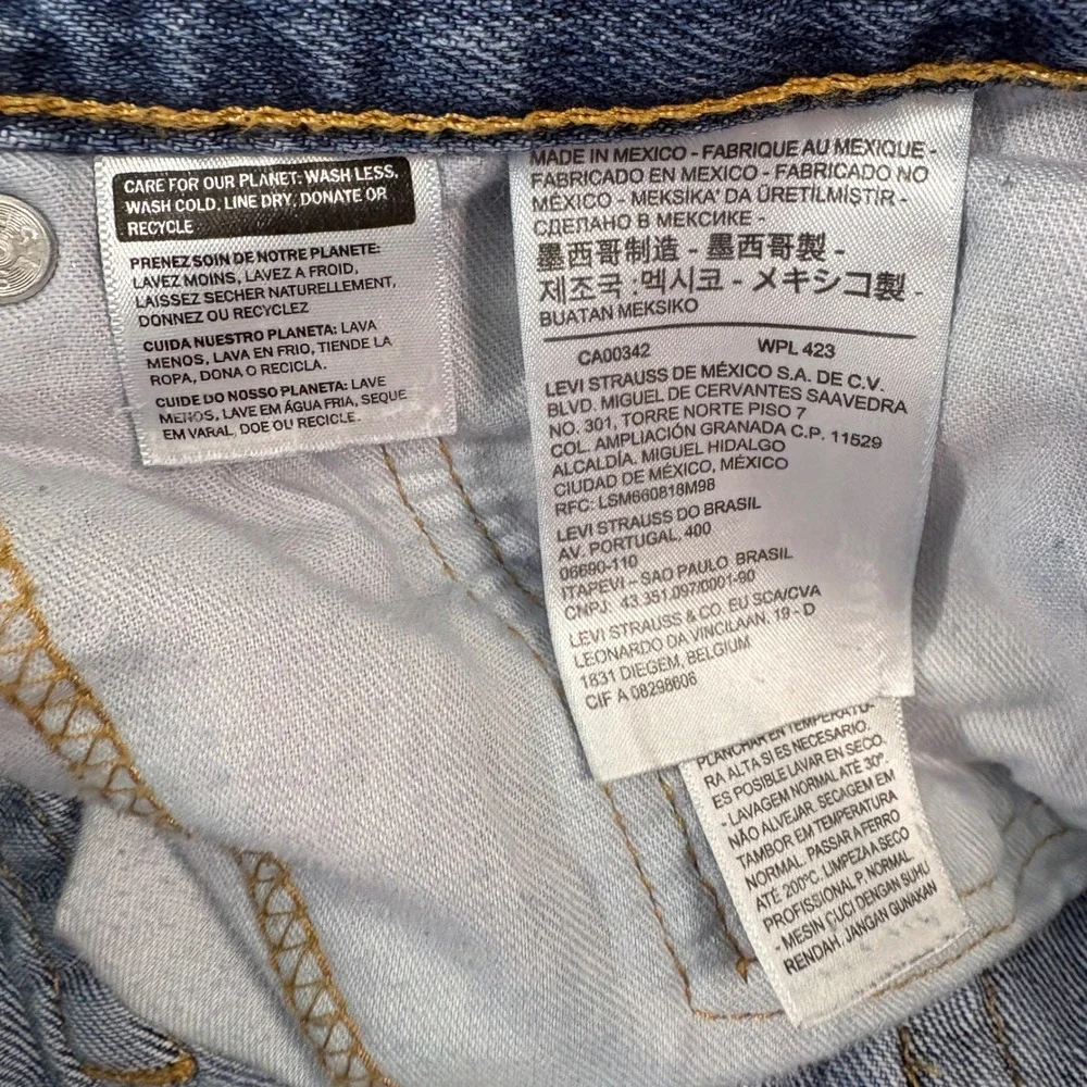 Levi Jeans Mens 34 Blue 550 Relaxed Fit Tapered Leg Medium Wash Denim Everyday